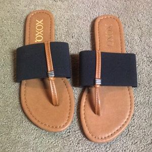 XOXO sandals